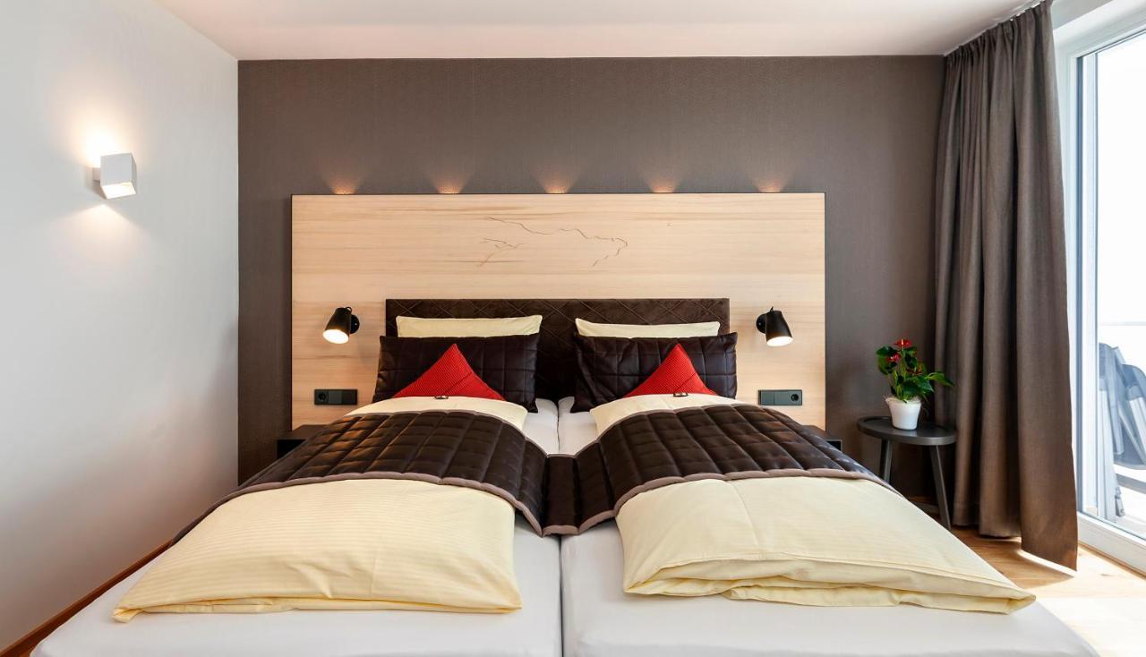 Boutiquehotel Zur Winzerstube - Adults Only ハーグナウ エクステリア 写真