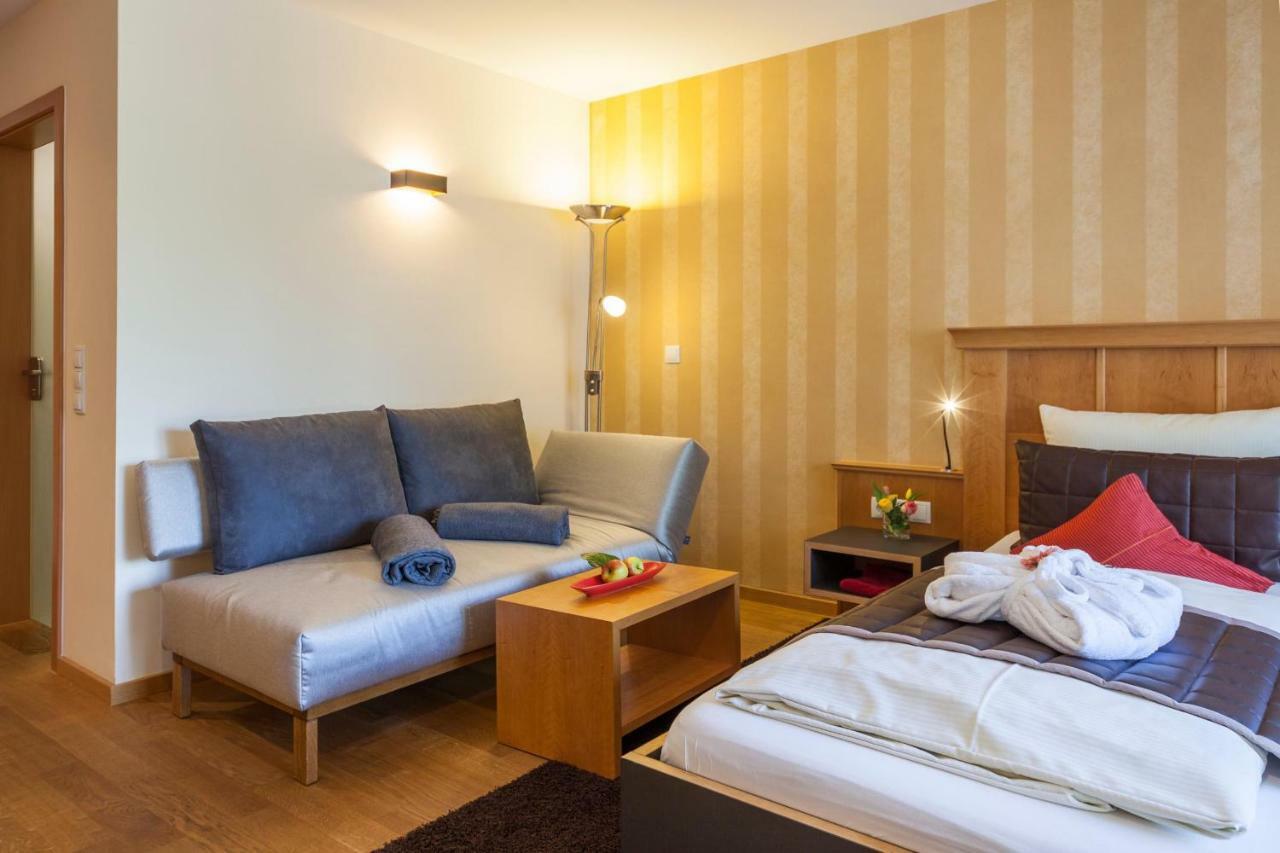 Boutiquehotel Zur Winzerstube - Adults Only ハーグナウ エクステリア 写真